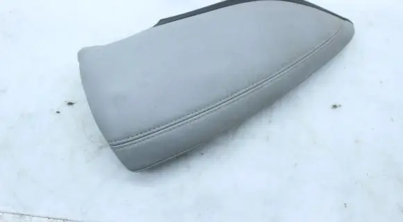 Tesla Model S Seat trim AG130840