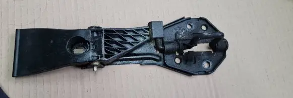 Audi A6 S6 C7 4G Engine bonnet/hood lock/latch loop/hook 4G0823480