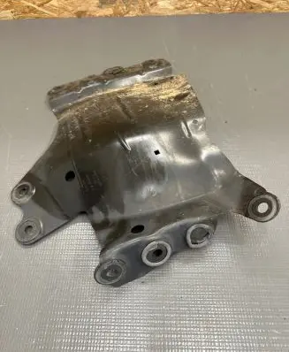 Audi Q7 4M Other under body part 4M0803598H AA382018