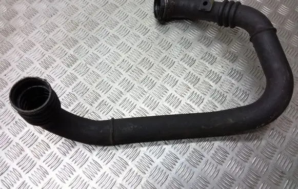 Renault Master II Intercooler pipe mounting bracket 8200230579