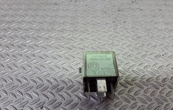 BMW 5 E39 Other relay V23134K59X312 61368373700