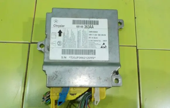 Chrysler Grand Voyager V Airbag control unit/module 68148363AA 18AB19