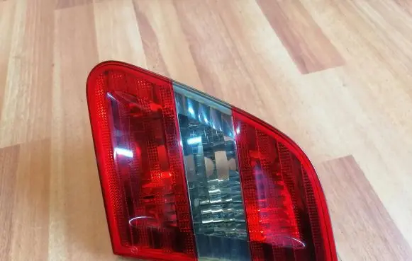 Mercedes-Benz B W245 Tailgate rear/tail lights A1698201664