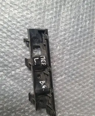 Volkswagen PASSAT B6 Front bumper mounting bracket 3C0807183