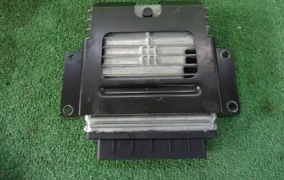 SsangYong Rodius Engine control unit/module 28019195