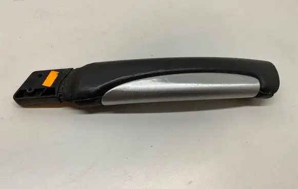 Audi TT TTS Mk2 Front door interior handle 8J0867162C