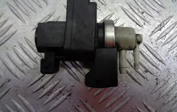 Renault Megane II Turbo solenoid valve
