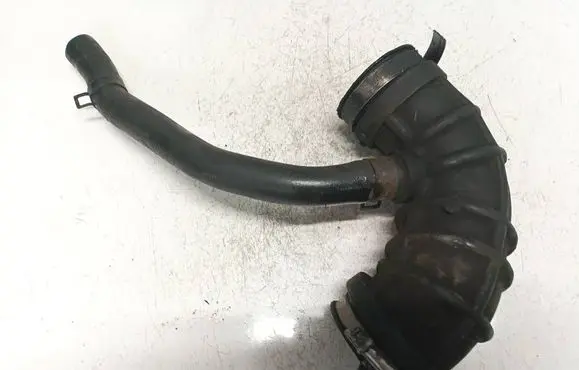 Chevrolet Captiva Air intake hose/pipe 