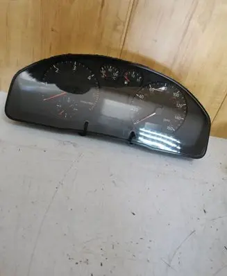 Audi A4 S4 B5 8D Speedometer (instrument cluster) 8D0919910K