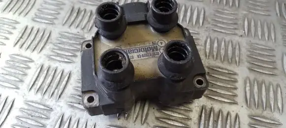 Ford Fiesta High voltage ignition coil 928f12029ca 928f-12029-ca