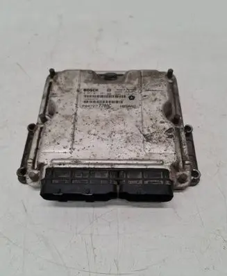 Chrysler Voyager Engine control unit/module P04727770AC 0281011281 1039S05