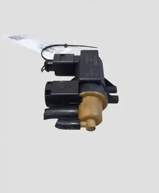 Volvo V40 Turbo solenoid valve 31401109