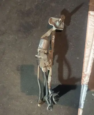 Mazda 5 Front wiper linkage and motor 1593000600