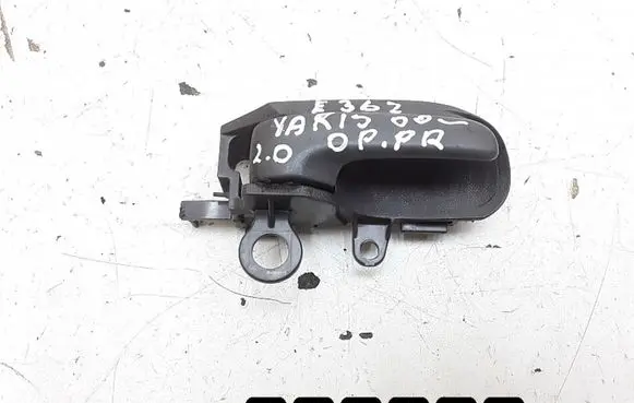 Toyota Yaris Front door exterior handle