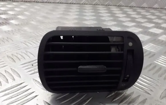 Audi A3 S3 8L Dashboard air vent grill cover trim 8L0820901