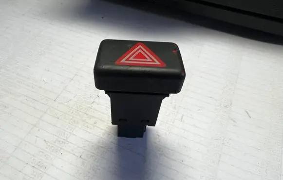 Audi A4 S4 B6 8E 8H Hazard light switch 8E0941509