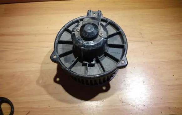 Mitsubishi Sigma Heater fan/blower 1940000330