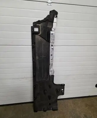 Maserati Grecale Side bottom protection 670157078