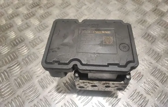 Volvo XC60 ABS Pump 30681619
