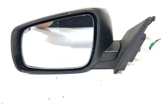Front door electric wing mirror