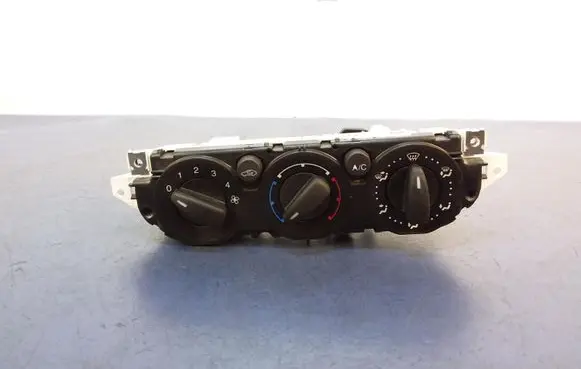 Ford Focus Climate control unit 7M5T-19980-AB