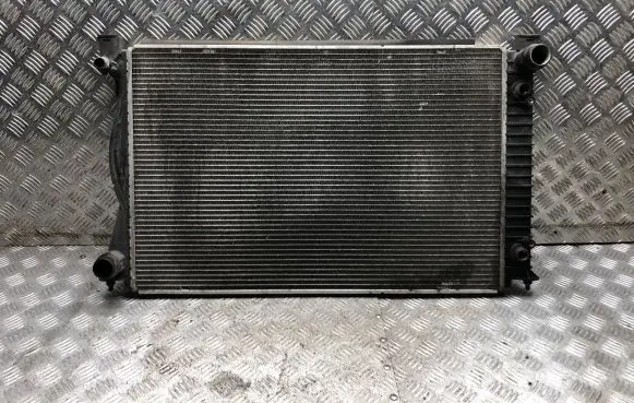 Coolant radiator