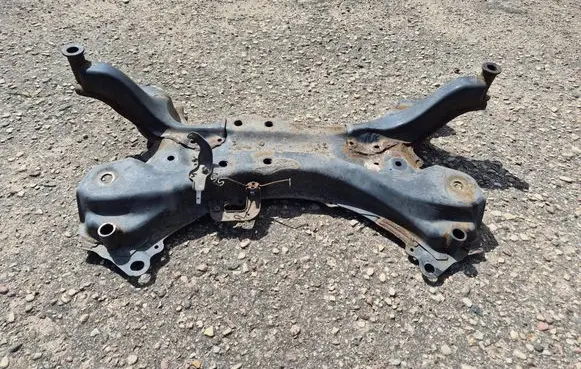 Toyota Auris E180 Front subframe