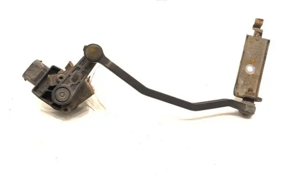 Headlight/headlamp level sensor