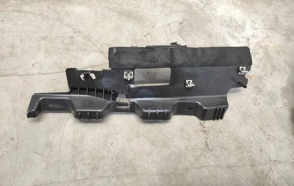 Ford Mustang VI Other interior part FR3B63243C03