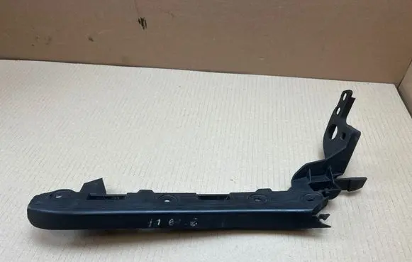 Porsche Cayenne (9PA) Front bumper mounting bracket 7L5807050B