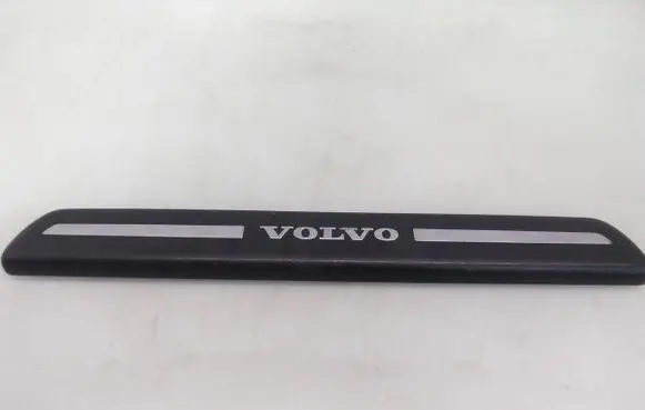 Volvo V50 Front sill trim cover 08622671