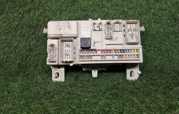 Volvo C30 Power management control unit 31254903