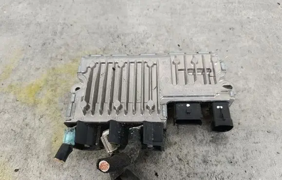Peugeot 5008 Start/Stop control module 