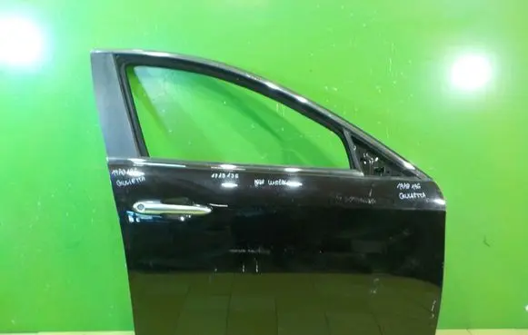 Alfa Romeo Giulietta Front door PRZOD 17AB136
