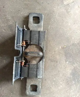 Audi A3 S3 8L Loading door lock loop/hook striker 8l0827085