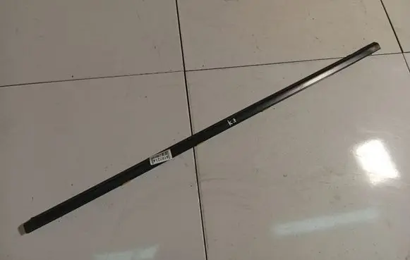 Nissan Almera Tino Front door glass trim molding 