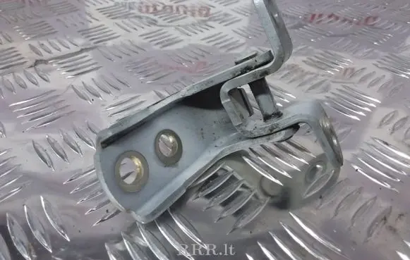 Toyota RAV 4 (XA30) Front door upper hinge A046694