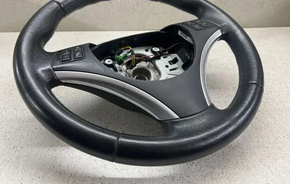 BMW X1 E84 Steering wheel 6795574 3369E871 7369E87
