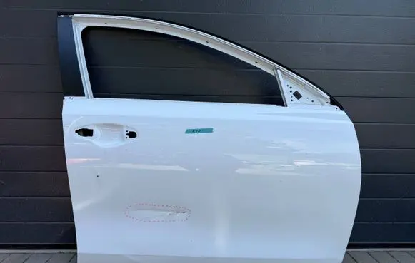 KIA Ceed Front door KIACEED3III