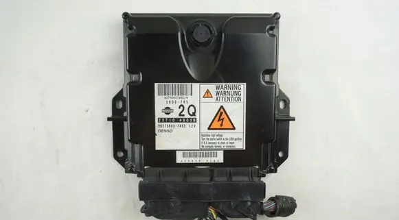 Nissan Navara D40 Engine control unit/module 2758007452 237104X03B