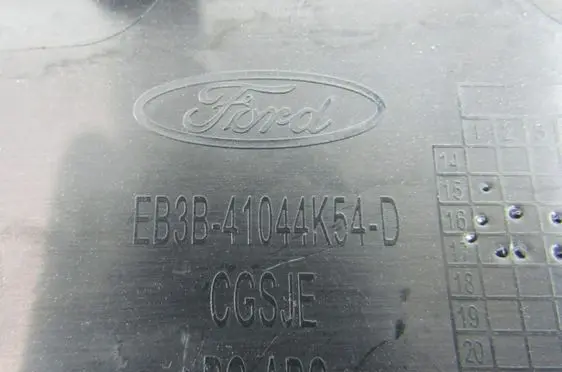 Ford Ranger Dash center air vent grill EB3B41044K54D