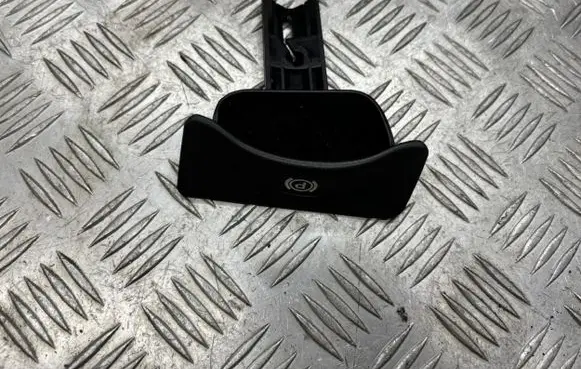 Mercedes-Benz E W211 Hand brake release handle 2114270020 70050001