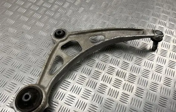 Front lower control arm/wishbone