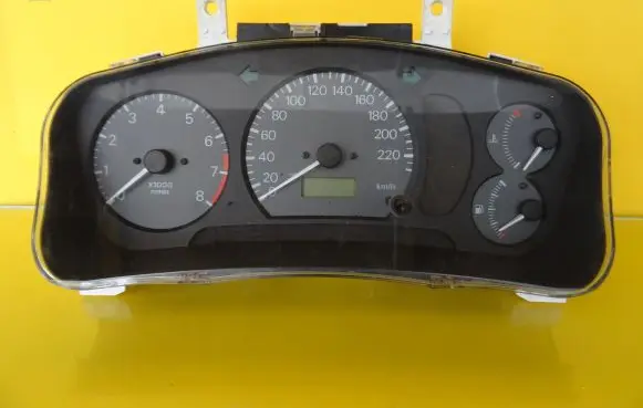 Mitsubishi Colt Speedometer (instrument cluster) MR233618
