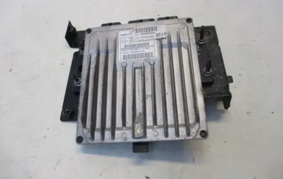 Renault Kangoo II Engine control unit/module ECU 8200216661
