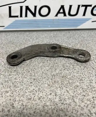 BMW 5 E39 Sway bar bush bracket, front 1091988