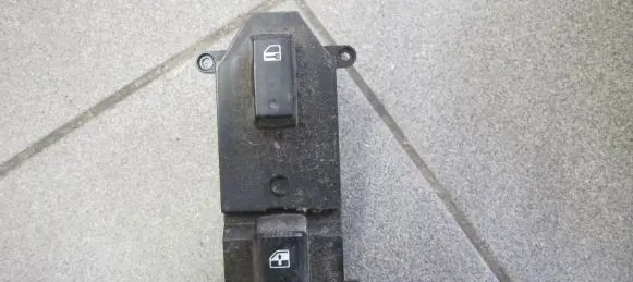 Hyundai Santa Fe Electric window control switch 371510
