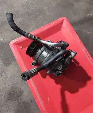 Audi A6 S6 C6 4F Air conditioning (A/C) compressor (pump) 4F0260805AJ