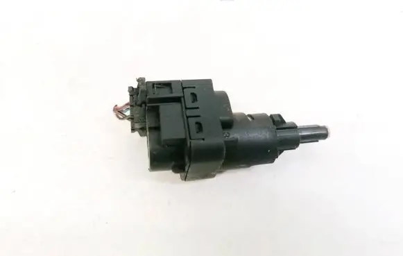 Volkswagen Golf V Brake pedal sensor switch 6Q0945511