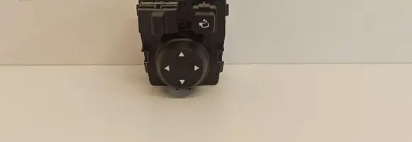 Hyundai Bayon Wing mirror switch 93530-BV010
